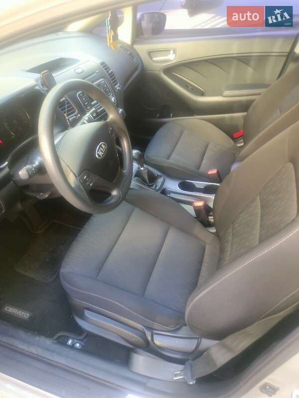 Седан Kia Cerato 2014 в Киеве фото 8 Седан Kia Cerato 2014 в Киеве