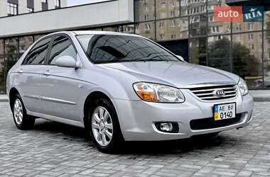 Седан Kia Cerato 2007 в Днепре