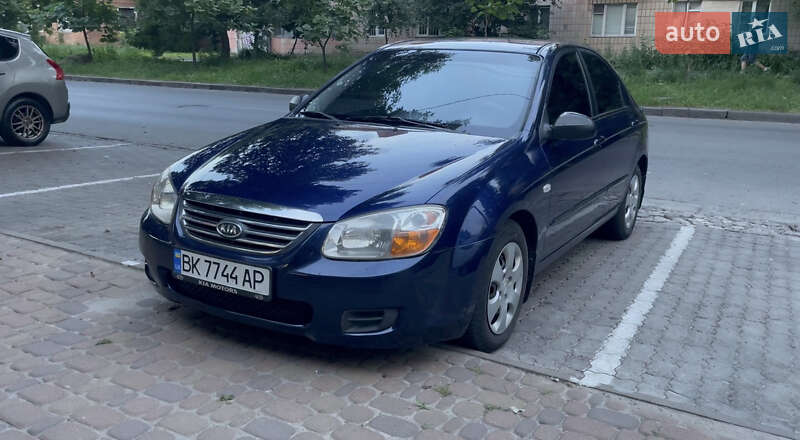 Седан Kia Cerato 2008 в Рівному фото 2 Седан Kia Cerato 2008 в Рівному