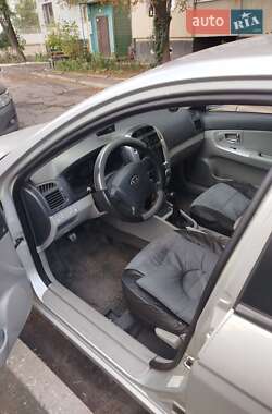 Седан Kia Cerato 2007 в Кривом Роге