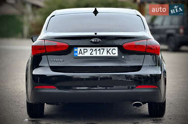 Седан Kia Cerato 2015 в  фото 5 Седан Kia Cerato 2015 в