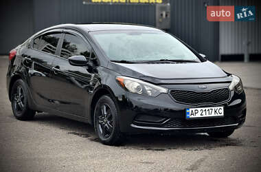 Седан Kia Cerato 2015 в  фото 3 Седан Kia Cerato 2015 в