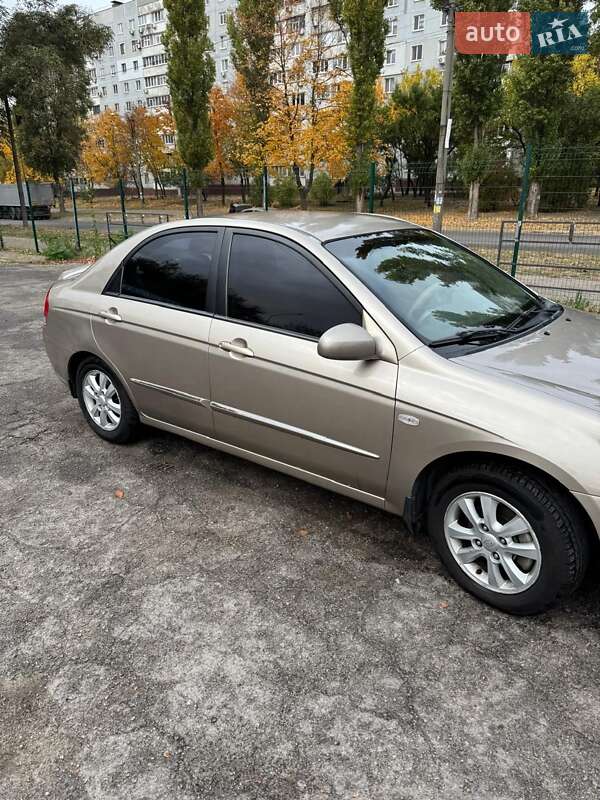 Седан Kia Cerato 2007 в Запорожье