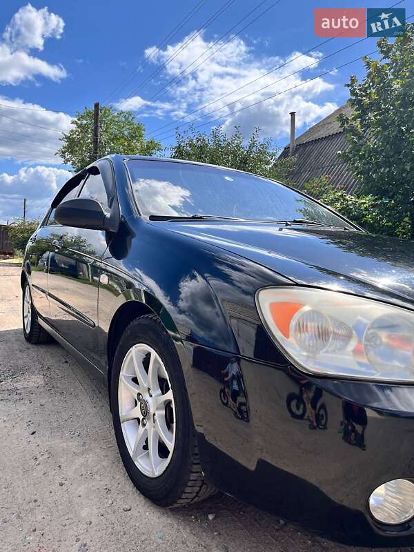 Kia Cerato 2005