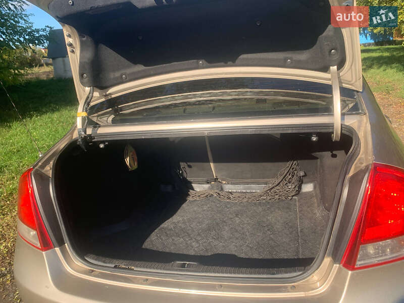 Седан Kia Cerato 2006 в Белой Церкви