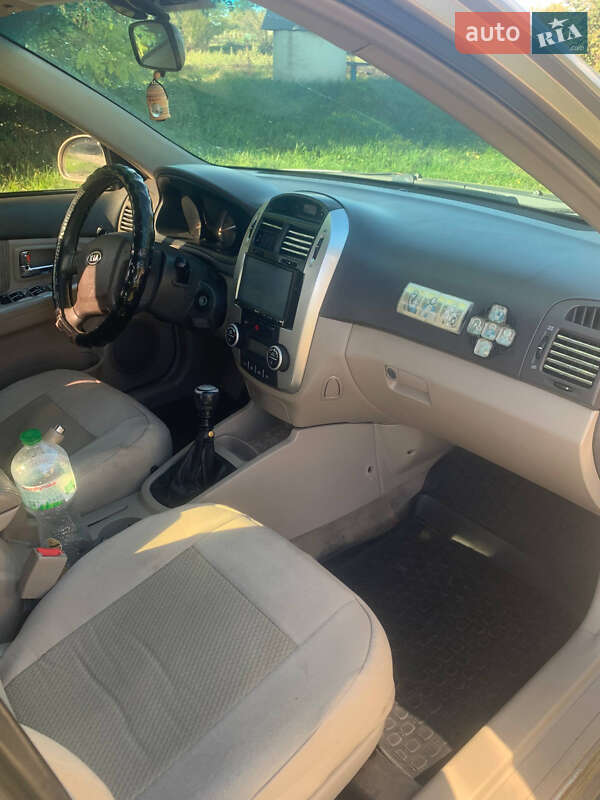 Седан Kia Cerato 2006 в Белой Церкви