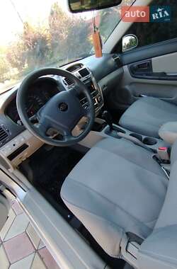 Седан Kia Cerato 2004 в  фото 10 Седан Kia Cerato 2004 в