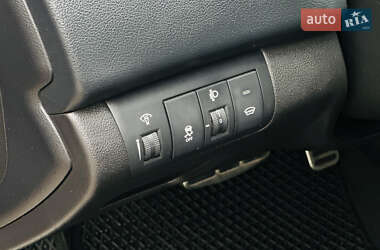 Седан Kia Cerato 2011 в 