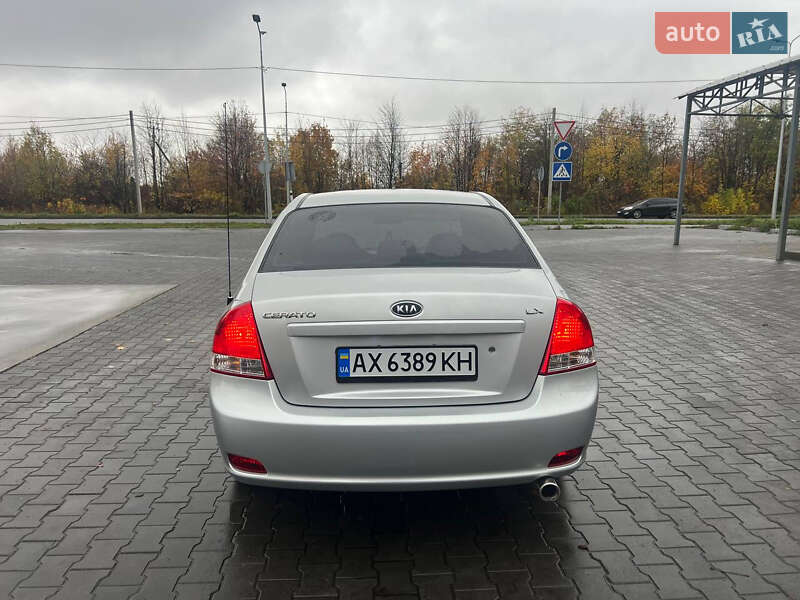 Седан Kia Cerato 2008 в Полтаві