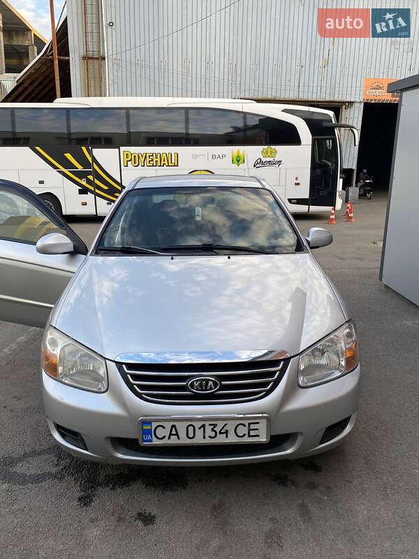 Седан Kia Cerato 2008 в Умані фото 3 Седан Kia Cerato 2008 в Умані