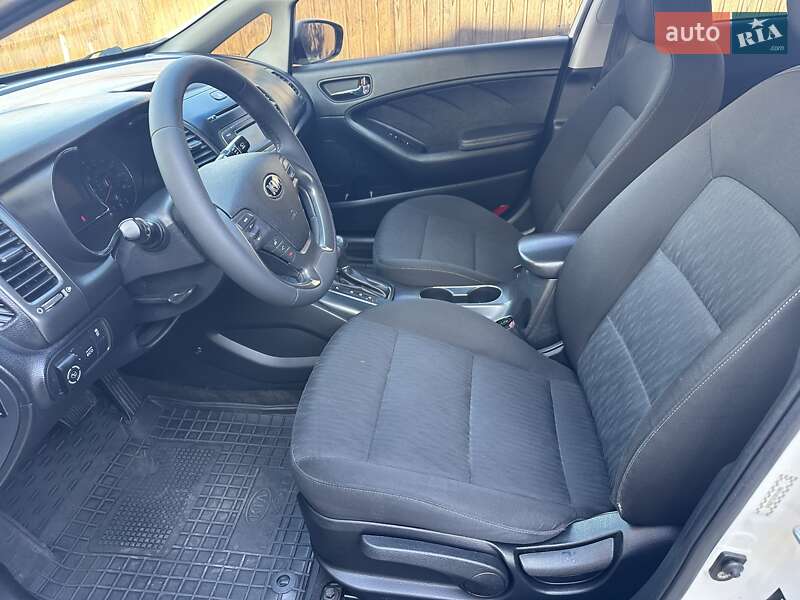 Седан Kia Cerato 2016 в Одессе фото 8 Седан Kia Cerato 2016 в Одессе