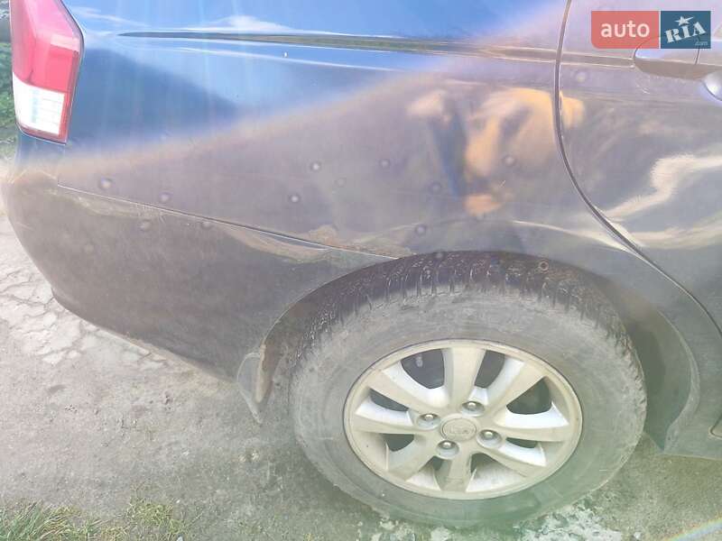 Седан Kia Cerato 2007 в Львові