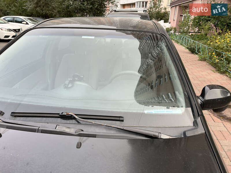 Седан Kia Cerato 2006 в Киеве