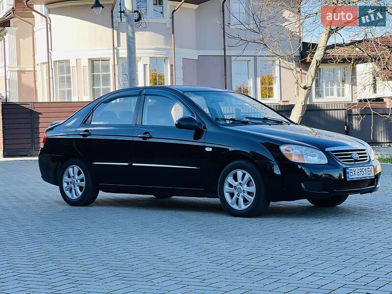 Седан Kia Cerato 2007 в Чернівцях