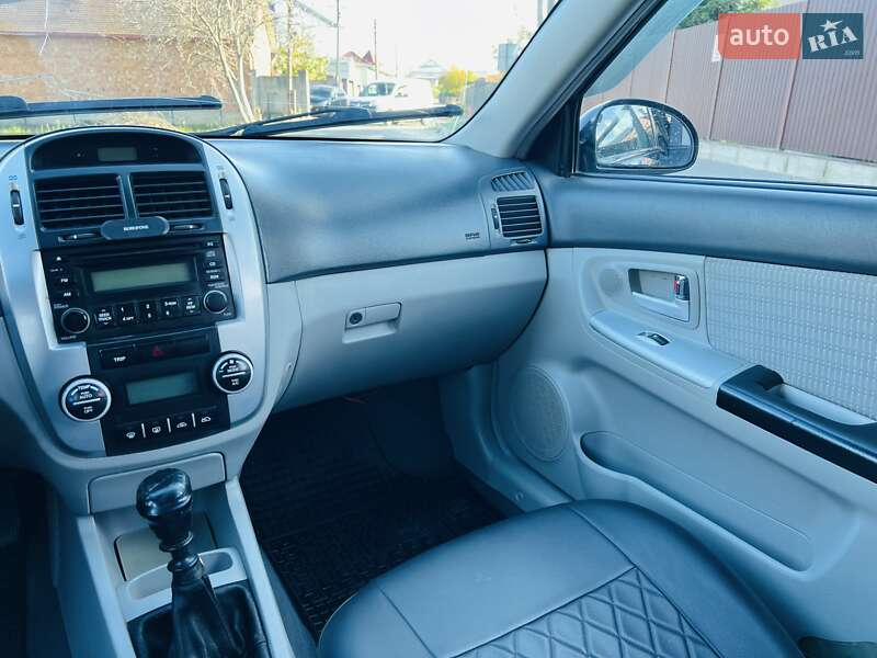 Седан Kia Cerato 2007 в Чернівцях