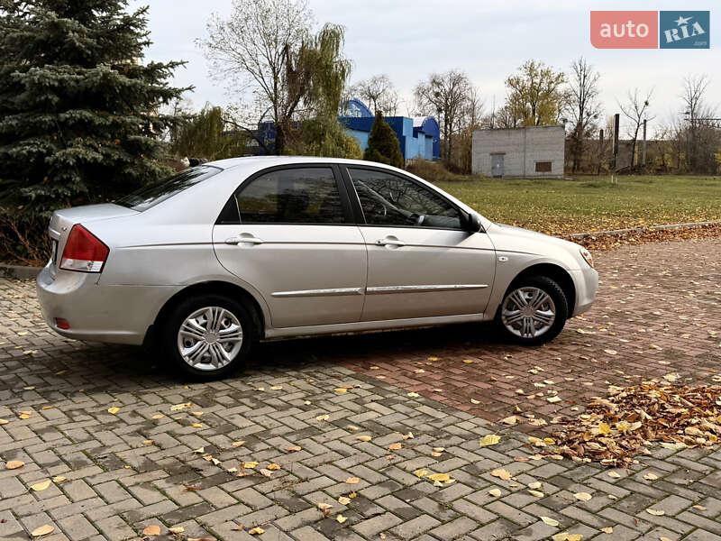 Седан Kia Cerato 2008 в Харькове