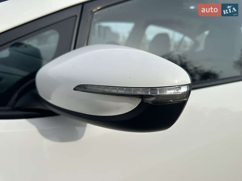 Седан Kia Cerato 2012 в Чернигове фото 26 Седан Kia Cerato 2012 в Чернигове