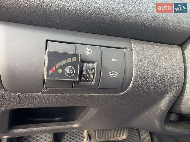 Седан Kia Cerato 2010 в Киеве