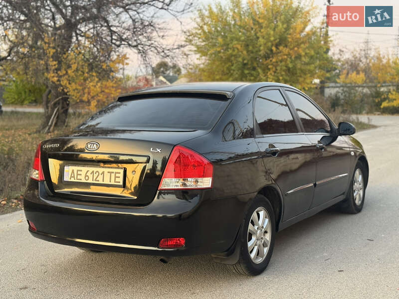 Седан Kia Cerato 2007 в Днепре