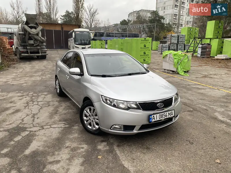Kia Cerato 2011