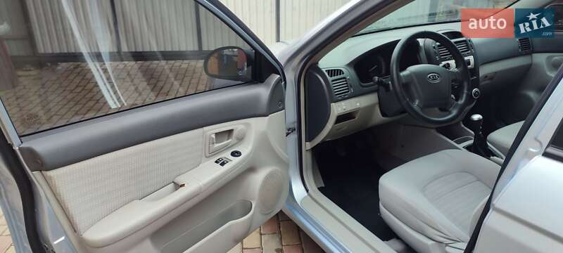 Седан Kia Cerato 2007 в Тернополі