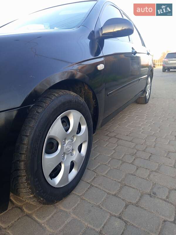 Седан Kia Cerato 2008 в Львове