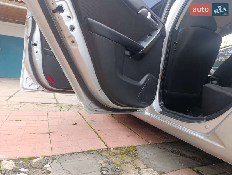 Седан Kia Cerato 2009 в Киеве