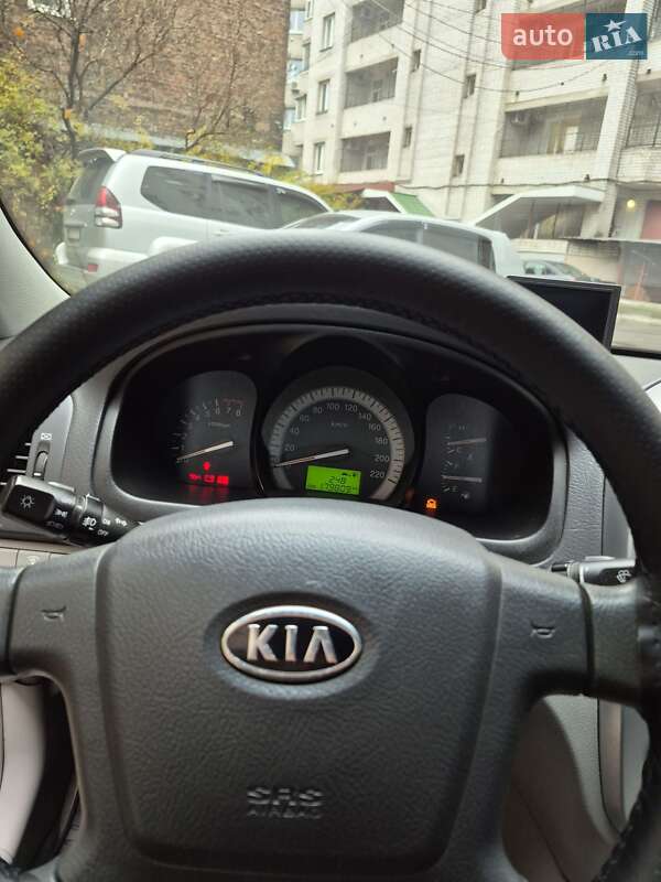 Седан Kia Cerato 2007 в Днепре