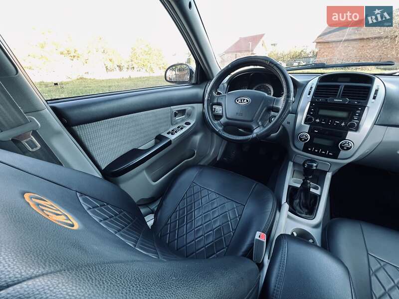 Седан Kia Cerato 2007 в Черновцах