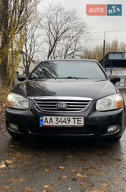 Седан Kia Cerato 2007 в Киеве