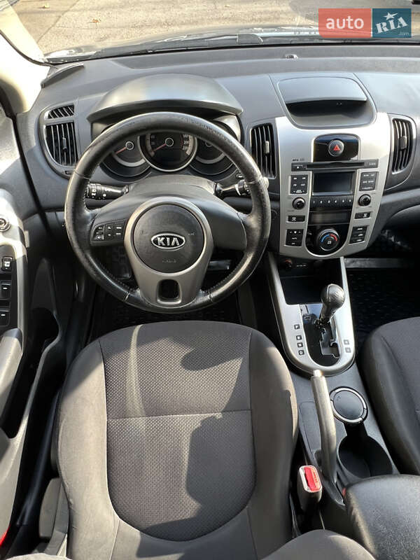 Седан Kia Cerato 2009 в Одессе