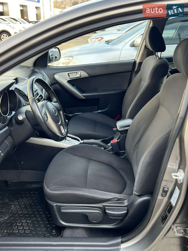 Седан Kia Cerato 2009 в Одессе