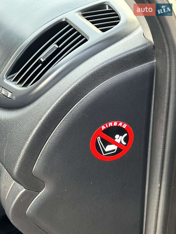 Седан Kia Cerato 2009 в Одессе