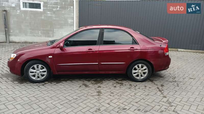 Седан Kia Cerato 2007 в Бершади