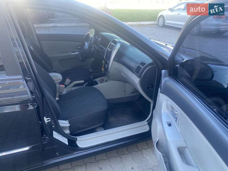 Седан Kia Cerato 2008 в Хмельницькому фото 13 Седан Kia Cerato 2008 в Хмельницькому