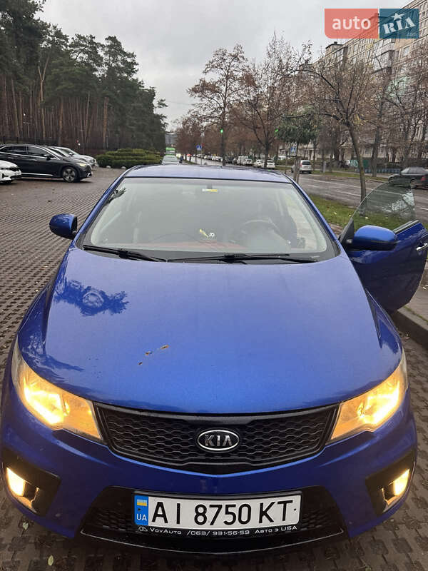 Купе Kia Cerato 2011 в Киеве