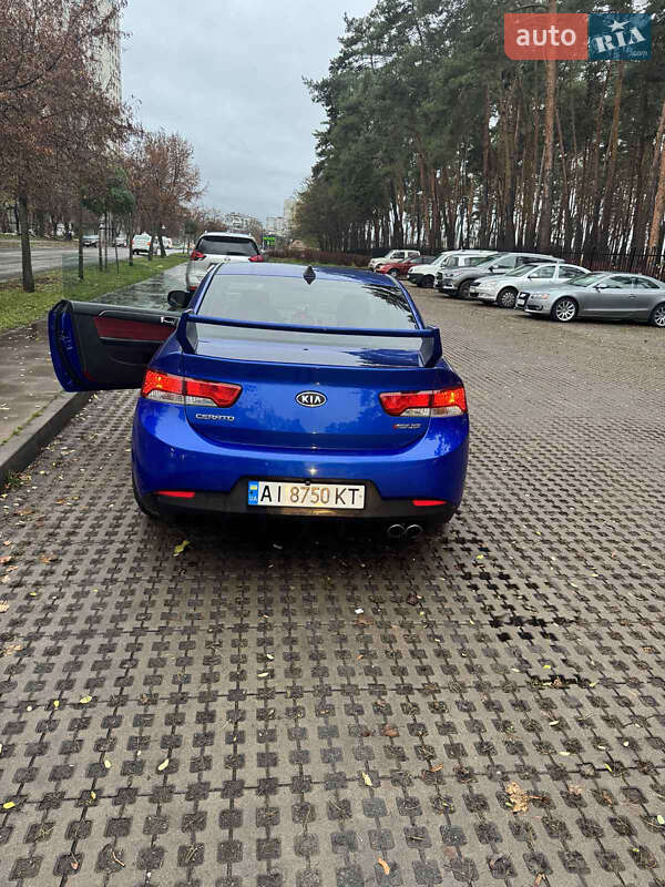 Купе Kia Cerato 2011 в Киеве