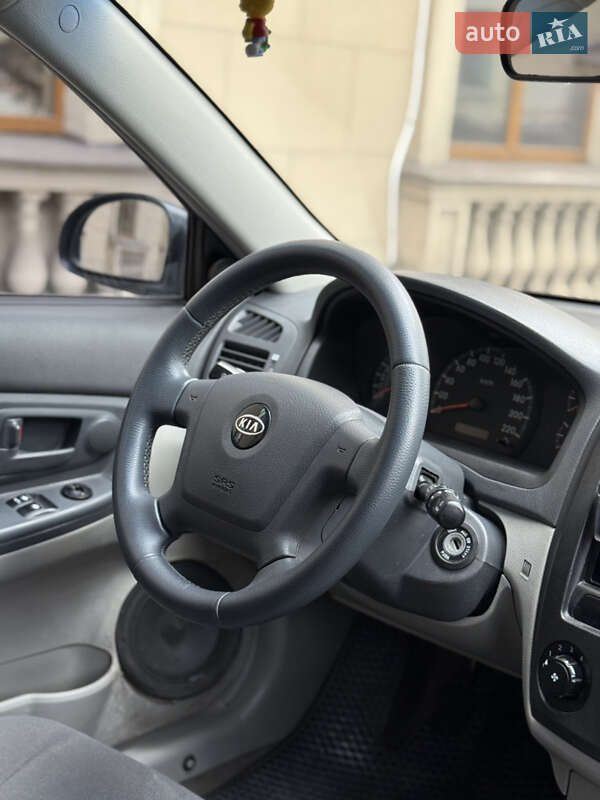 Хэтчбек Kia Cerato 2006 в Запорожье фото 21 Хэтчбек Kia Cerato 2006 в Запорожье