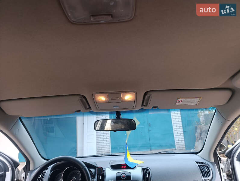 Седан Kia Cerato 2009 в Києві фото 7 Седан Kia Cerato 2009 в Києві