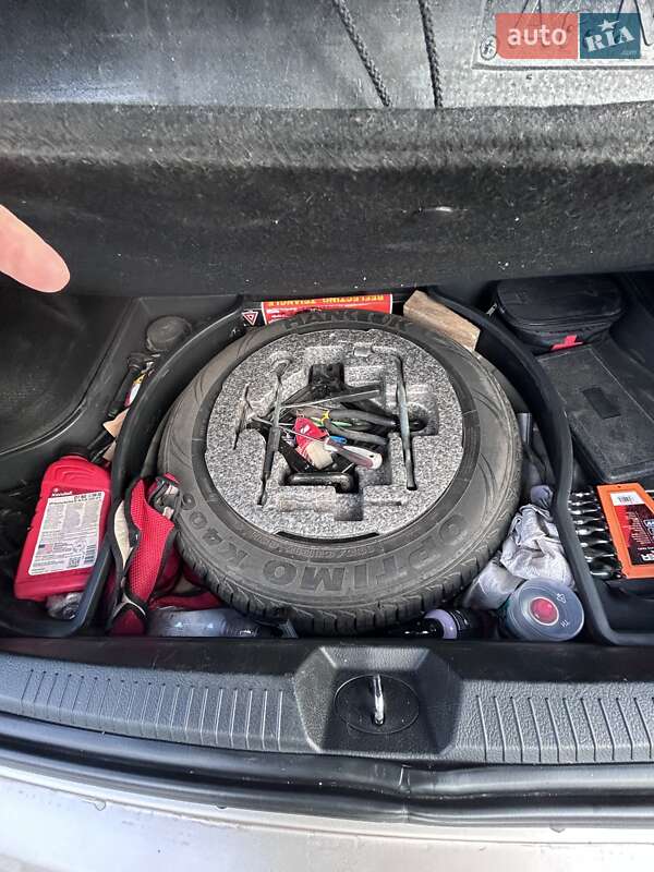 Хэтчбек Kia Cerato 2006 в Киеве