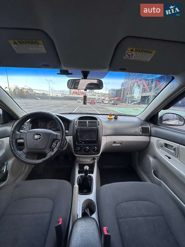 Хэтчбек Kia Cerato 2006 в Киеве