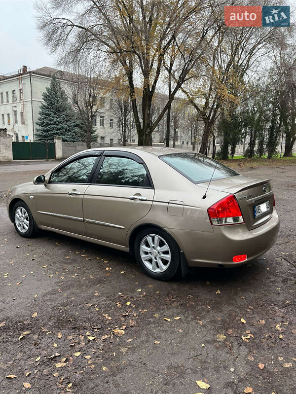 Седан Kia Cerato 2007 в Кам'янському