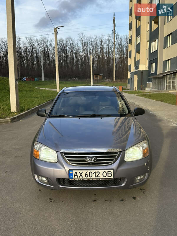 Седан Kia Cerato 2008 в Харькове фото 3 Седан Kia Cerato 2008 в Харькове