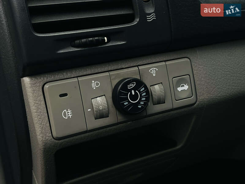 Седан Kia Cerato 2006 в Харькове