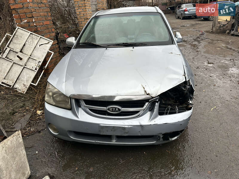 Седан Kia Cerato 2006 в Киеве