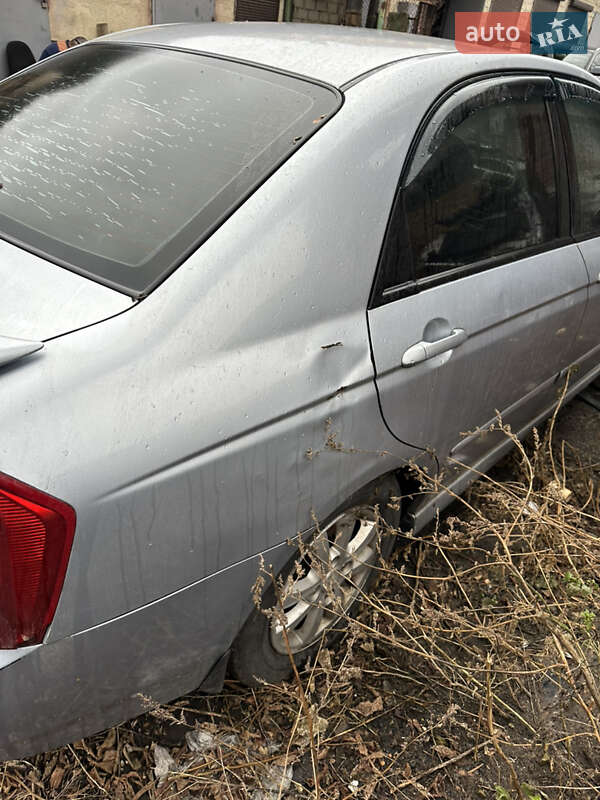 Седан Kia Cerato 2006 в Киеве