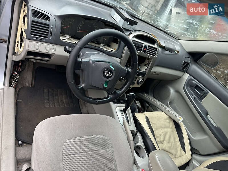 Седан Kia Cerato 2006 в Киеве