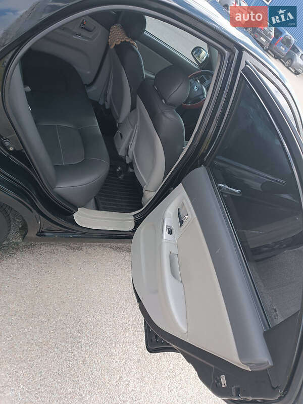 Седан Kia Cerato 2008 в Львове