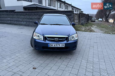 Седан Kia Cerato 2006 в Ровно