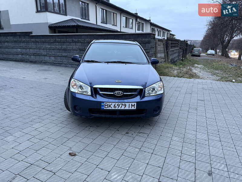 Kia Cerato 2006